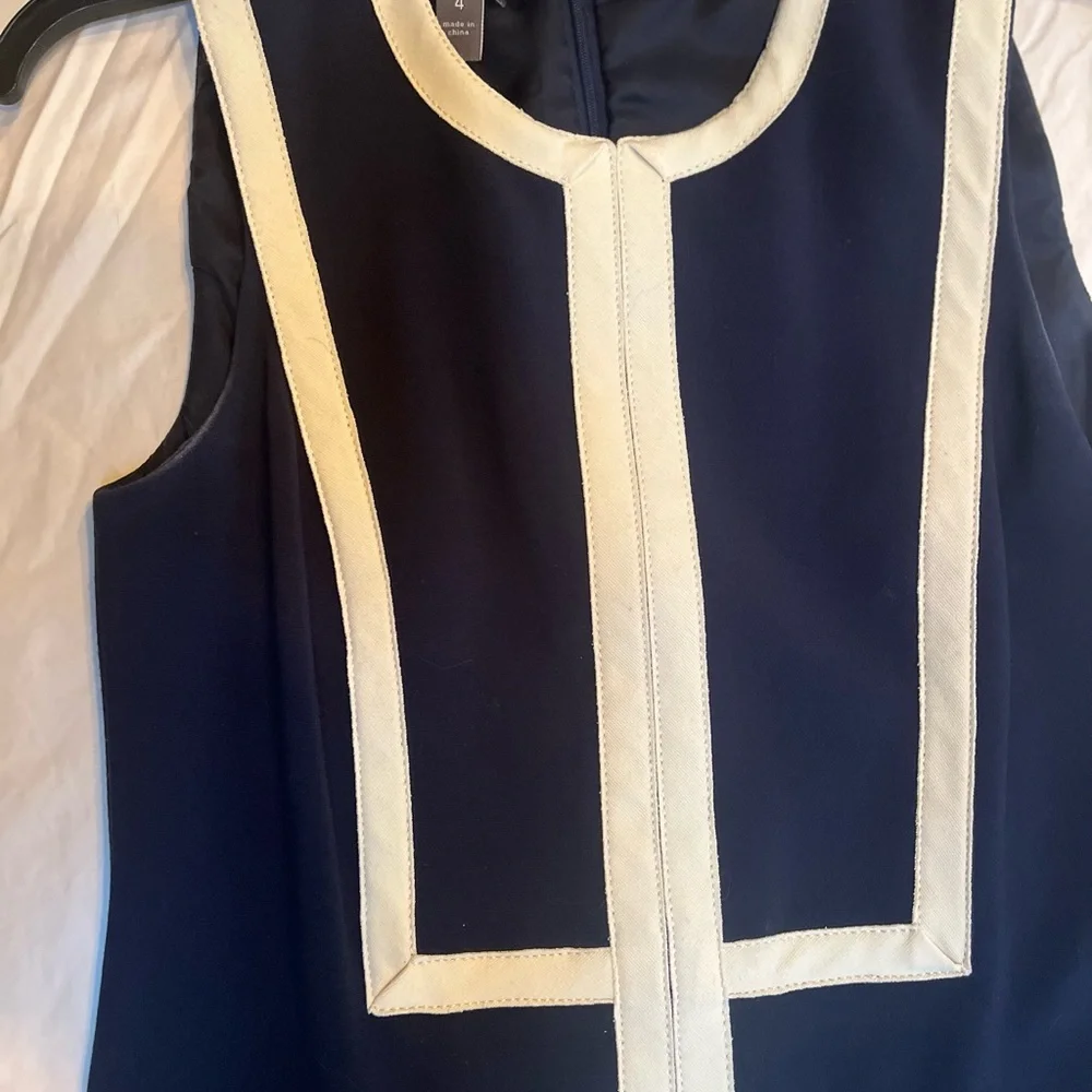 Sweet dress - Picture 7 of 11